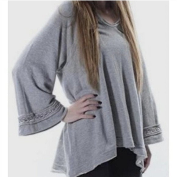 Free People gray bell crochet sleeve sweatshirt Top Dressy Tee XS - Picture 3 of 11